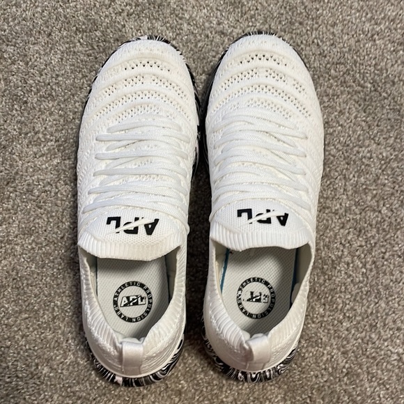 APL TechLoom Wave Core Collection white/black/marble size 7.5 - Picture 3 of 9